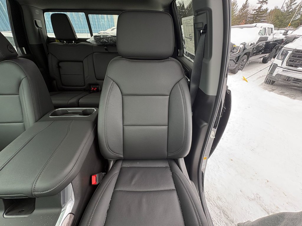 Chevrolet Silverado 2500 HD  2026 à Saint-Eustache, Québec - 16 - w1024h768px