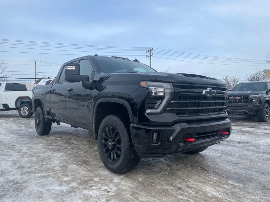 Chevrolet Silverado 2500 HD  2026 à Saint-Eustache, Québec - 3 - w1024h768px