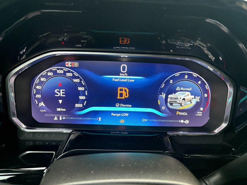 Chevrolet Silverado 2500 HD  2026 à Saint-Eustache, Québec - 10 - w1024h768px