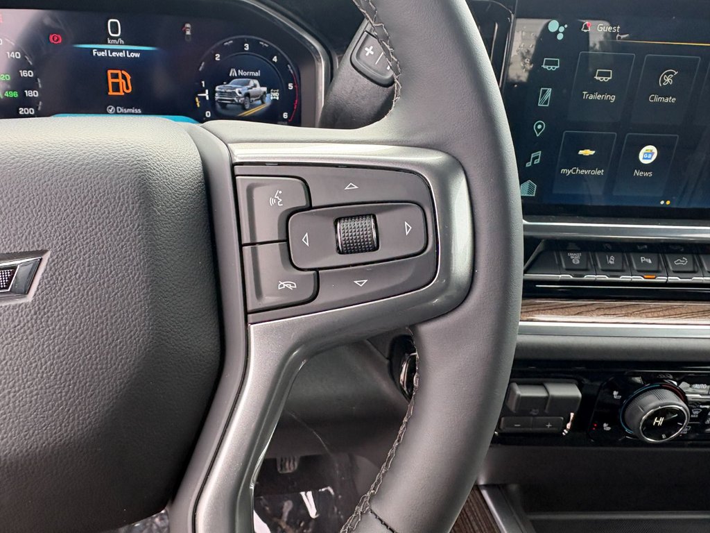 Chevrolet Silverado 2500 HD  2026 à Saint-Eustache, Québec - 10 - w1024h768px
