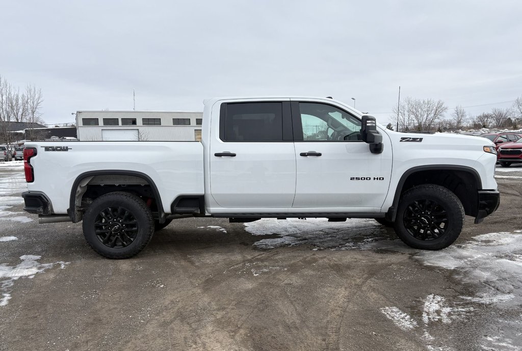 Chevrolet Silverado 2500 HD  2026 à Saint-Eustache, Québec - 3 - w1024h768px