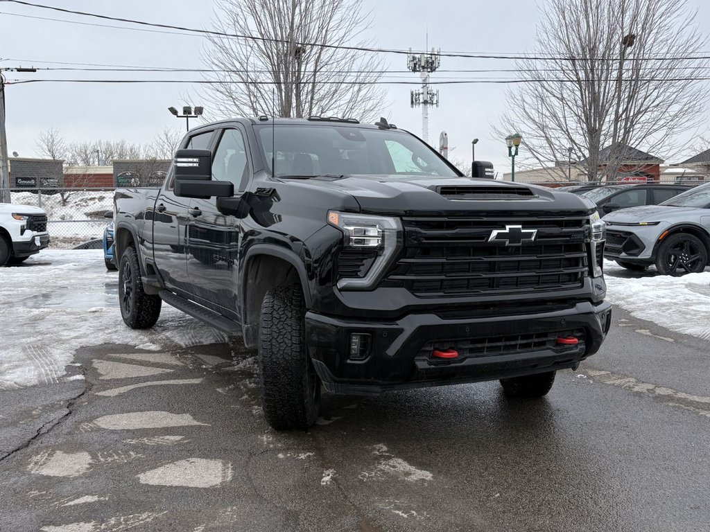 Chevrolet Silverado 2500 HD  2026 à Saint-Eustache, Québec - 2 - w1024h768px