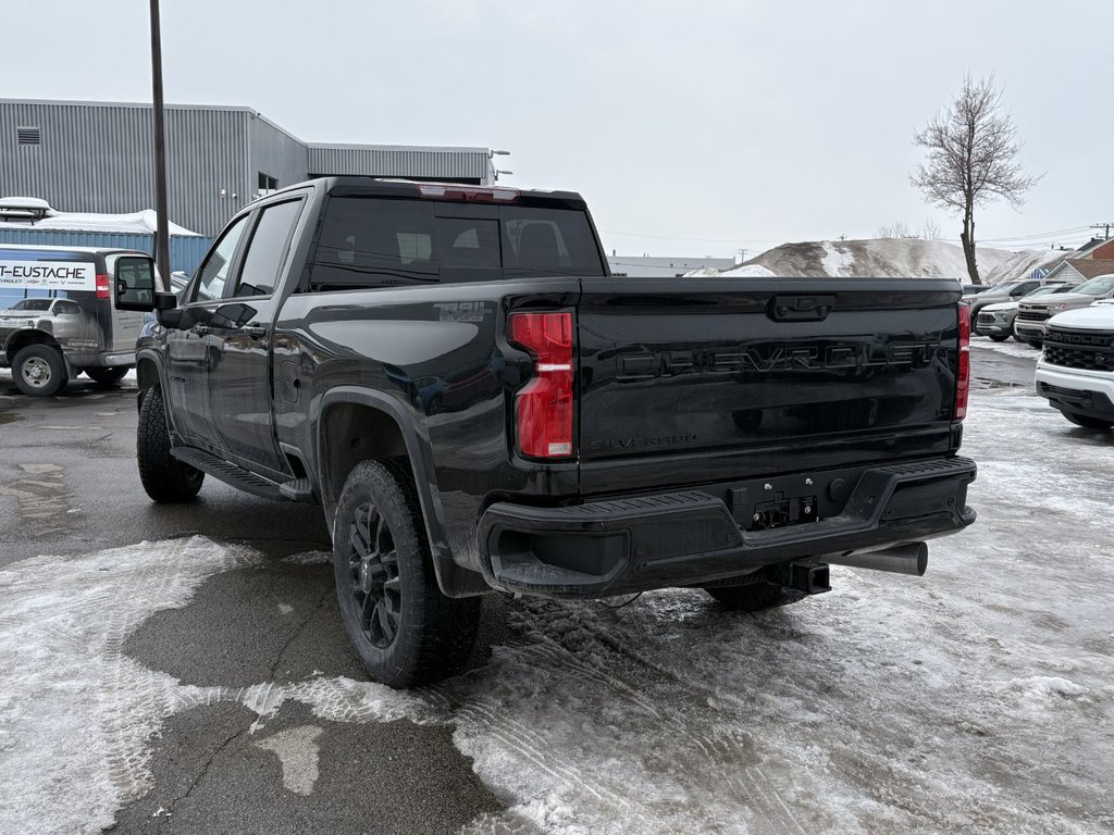 Chevrolet Silverado 2500 HD  2026 à Saint-Eustache, Québec - 5 - w1024h768px