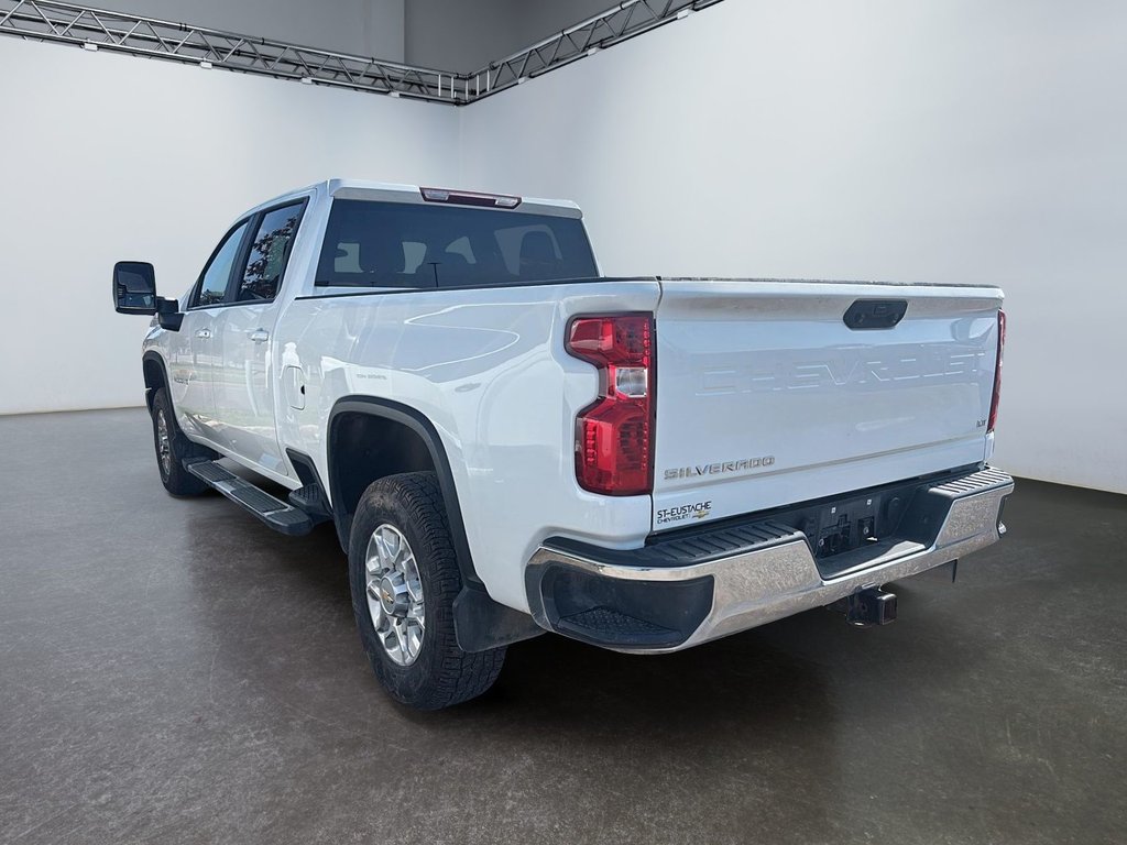 Chevrolet Silverado 2500HD  2023 à Saint-Eustache, Québec - 3 - w1024h768px