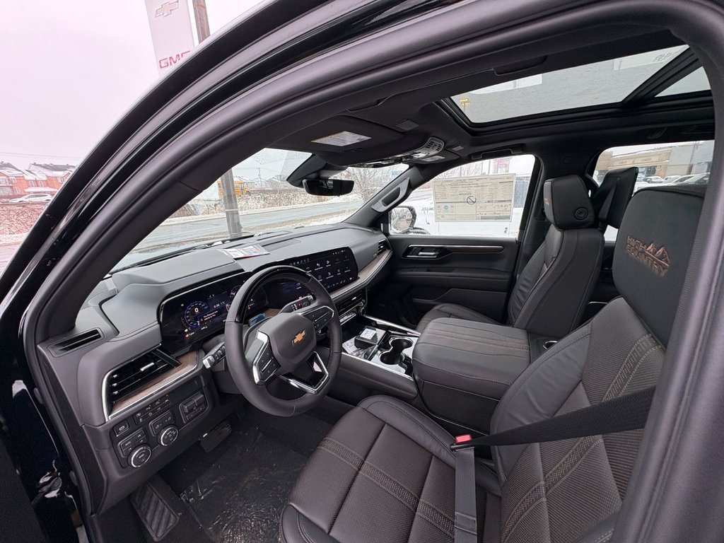 Chevrolet Suburban  2026 à Saint-Eustache, Québec - 17 - w1024h768px