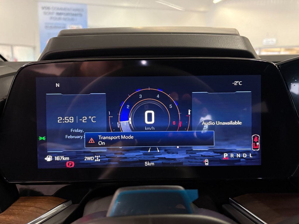 Chevrolet Suburban  2026 à Saint-Eustache, Québec - 9 - w1024h768px