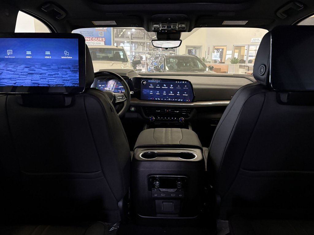 Chevrolet Suburban  2026 à Saint-Eustache, Québec - 16 - w1024h768px