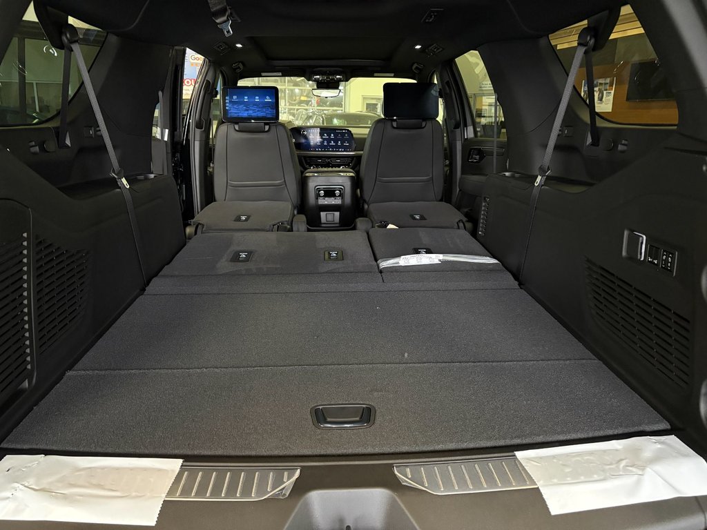 Chevrolet Suburban  2026 à Saint-Eustache, Québec - 23 - w1024h768px