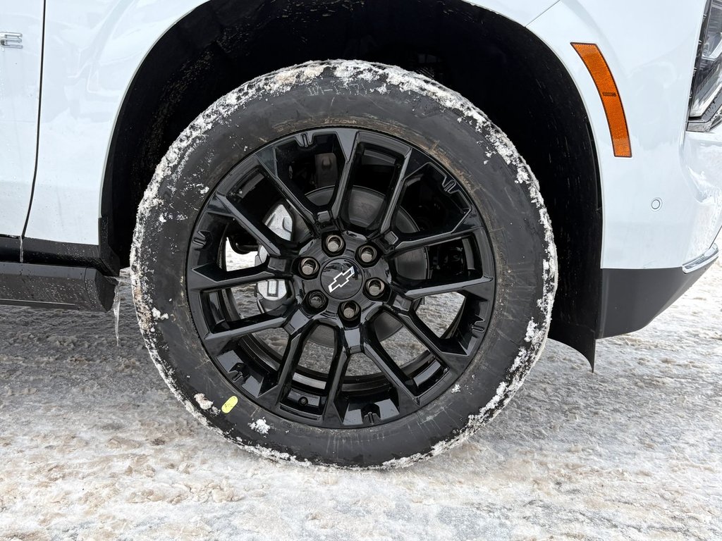 2026 Chevrolet Tahoe in Saint-Eustache, Quebec - 8 - w1024h768px