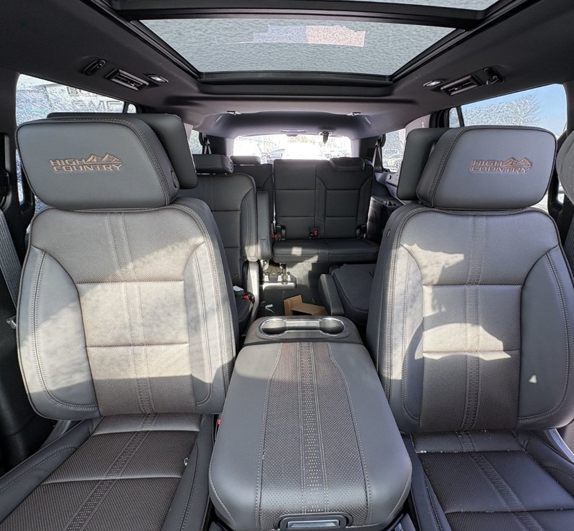 2026 Chevrolet Tahoe in Saint-Eustache, Quebec - 19 - w1024h768px