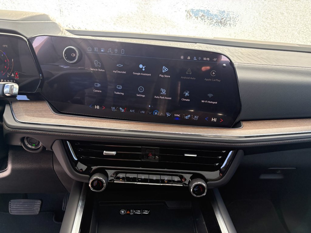 2026 Chevrolet Tahoe in Saint-Eustache, Quebec - 14 - w1024h768px