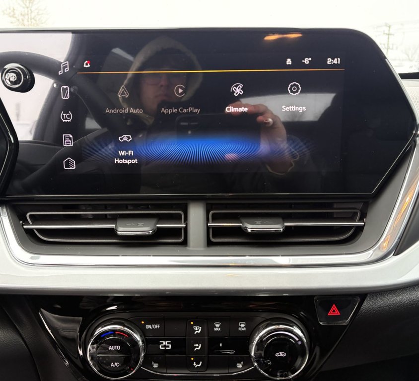 Chevrolet Trax  2026 à Saint-Eustache, Québec - 10 - w1024h768px