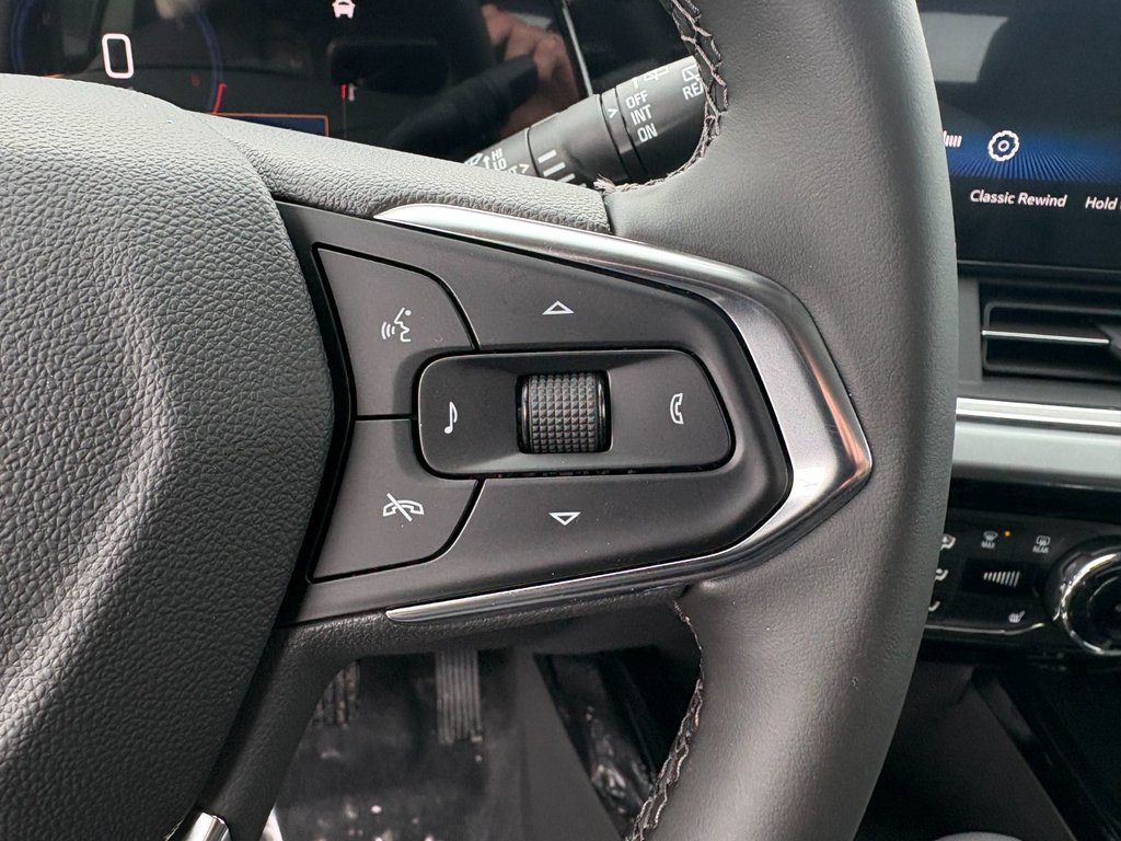 2026 Chevrolet Trax in Saint-Eustache, Quebec - 6 - w1024h768px