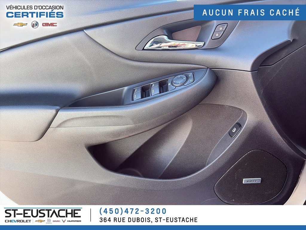 2017 Chevrolet Volt in Saint-Eustache, Quebec - 12 - w1024h768px