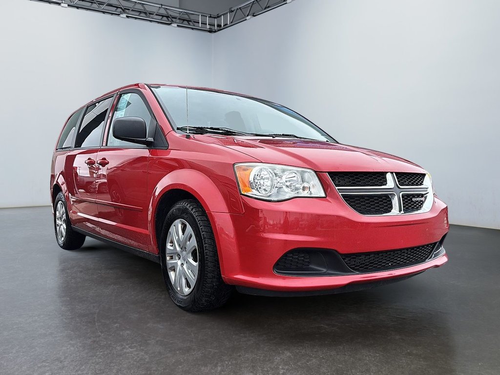 Dodge Grand Caravan  2014 à Saint-Eustache, Québec - 3 - w1024h768px