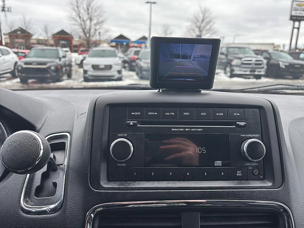 2014 Dodge Grand Caravan in Saint-Eustache, Quebec - 11 - w1024h768px