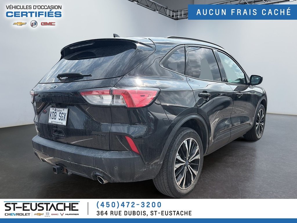 Ford Escape  2022 à Saint-Eustache, Québec - 4 - w1024h768px