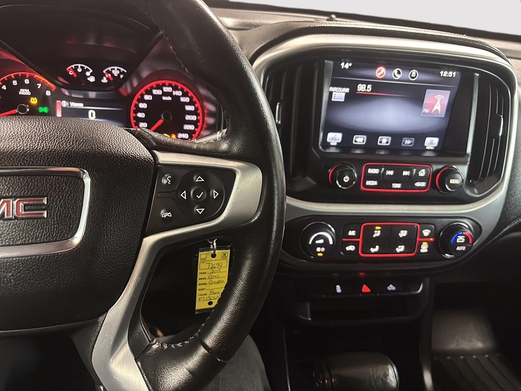 2015 GMC Canyon in Saint-Eustache, Quebec - 9 - w1024h768px