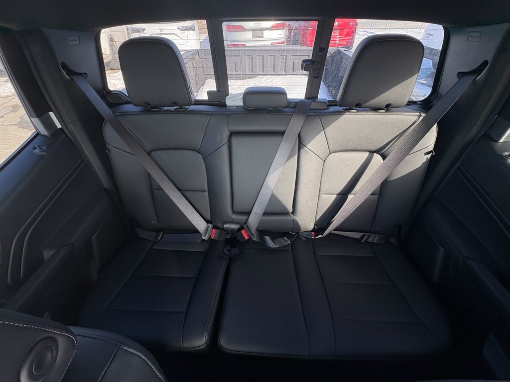 GMC Canyon  2025 à Saint-Eustache, Québec - 15 - w1024h768px