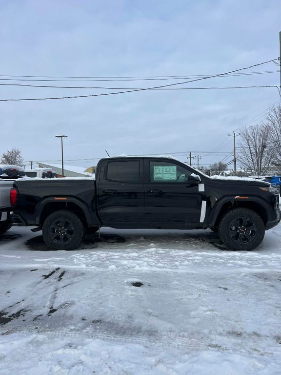 GMC Canyon  2025 à Saint-Eustache, Québec - 2 - w1024h768px