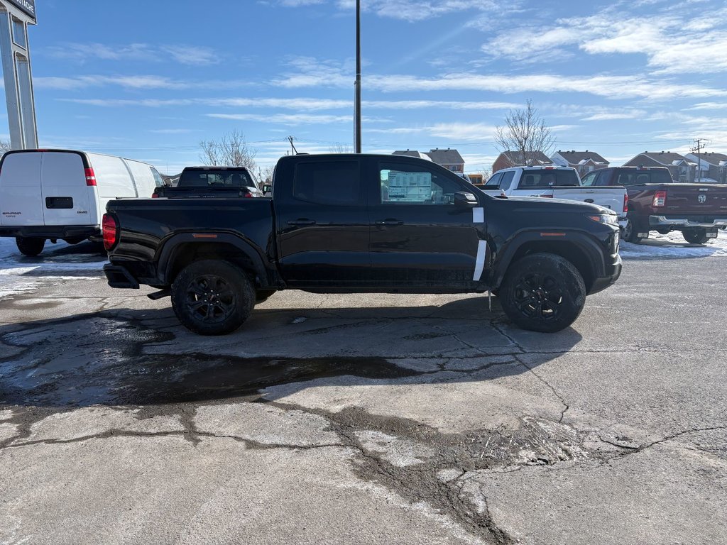 GMC Canyon  2025 à Saint-Eustache, Québec - 3 - w1024h768px