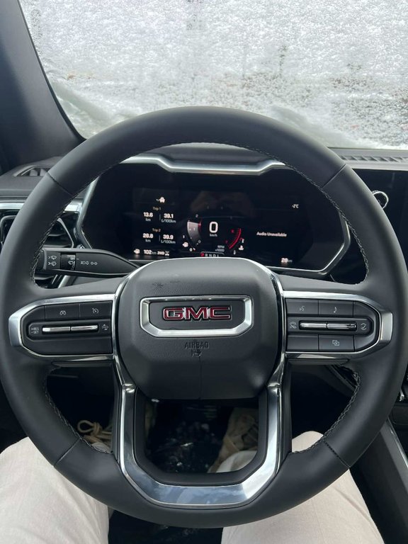 GMC Canyon  2025 à Saint-Eustache, Québec - 8 - w1024h768px