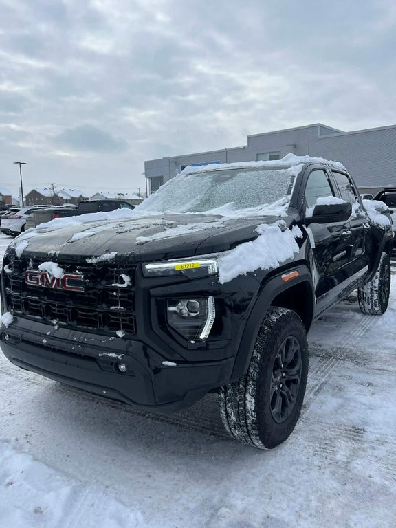 GMC Canyon  2025 à Saint-Eustache, Québec - 1 - w1024h768px