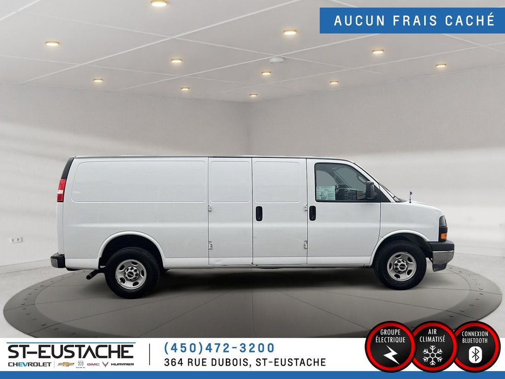 2020 GMC Savana Cargo Van in Saint-Eustache, Quebec - 9 - w1024h768px