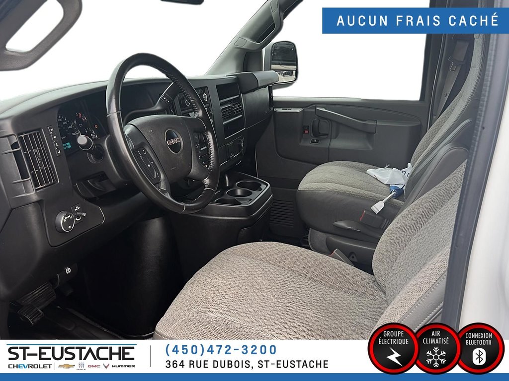 2020 GMC Savana Cargo Van in Saint-Eustache, Quebec - 5 - w1024h768px