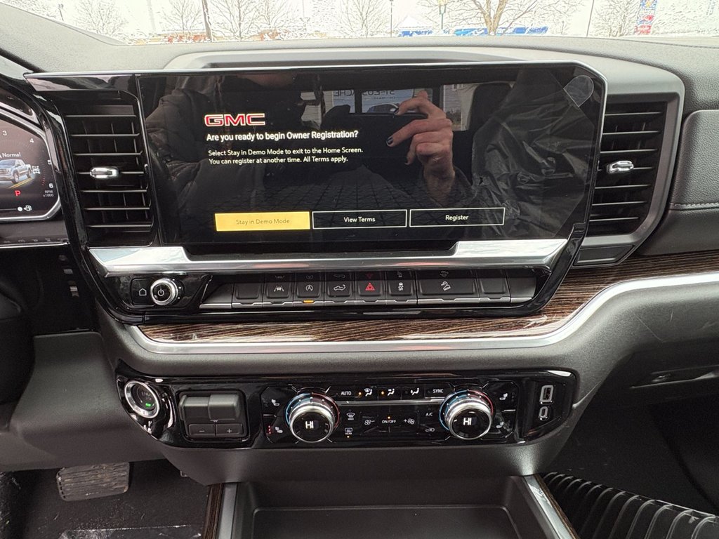 2026 GMC Sierra 1500 in Saint-Eustache, Quebec - 9 - w1024h768px