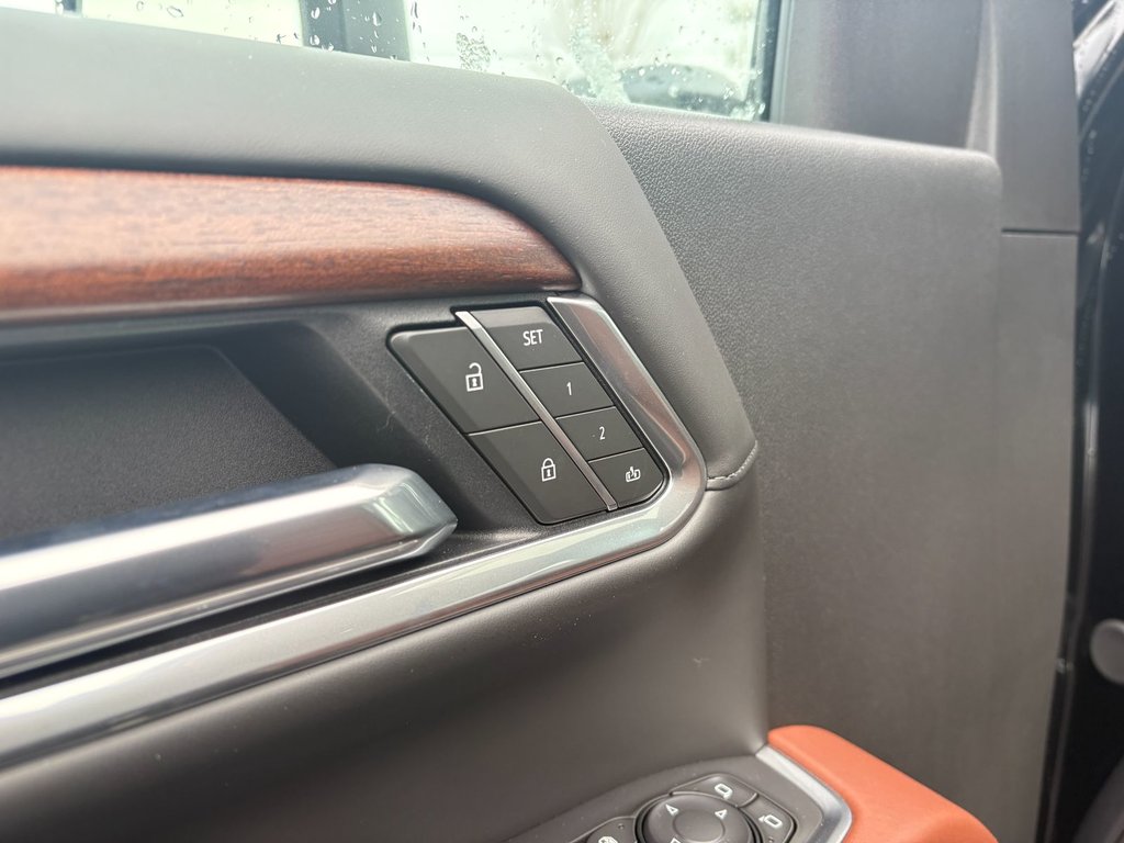 2026 GMC Sierra 3500 HD in Saint-Eustache, Quebec - 16 - w1024h768px