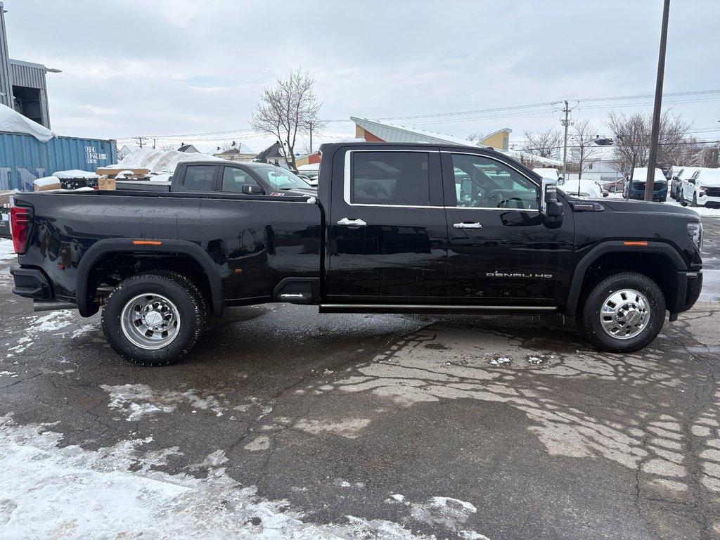 2026 GMC Sierra 3500 HD in Saint-Eustache, Quebec - 3 - w1024h768px