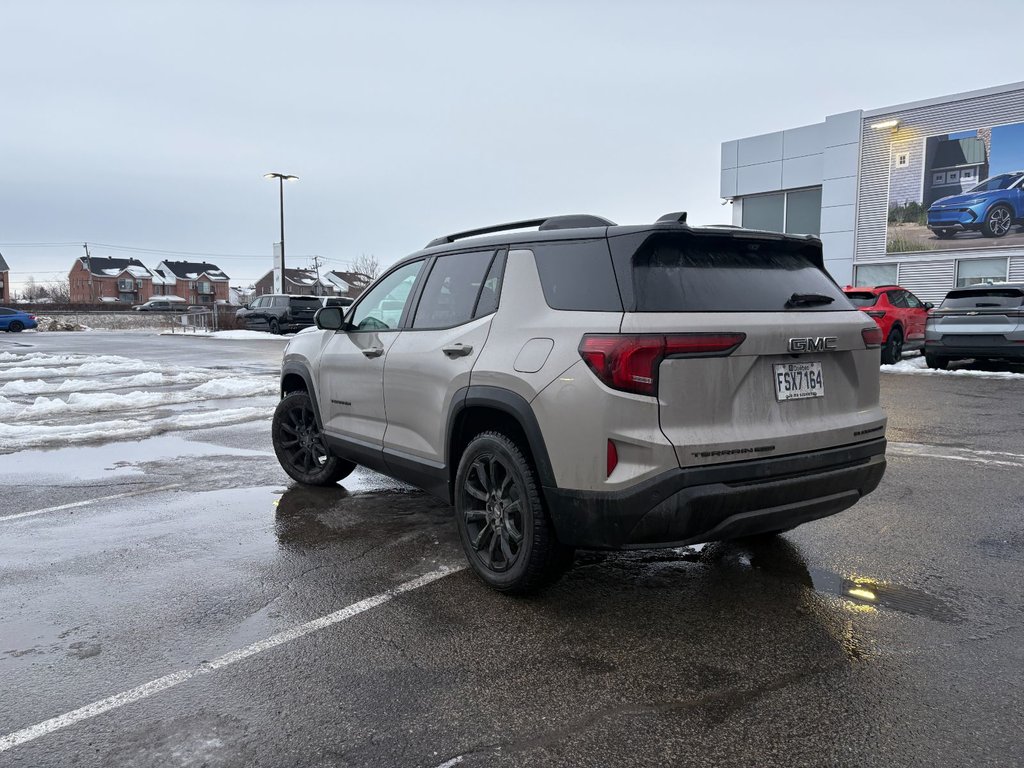 GMC Terrain  2026 à Saint-Eustache, Québec - 5 - w1024h768px