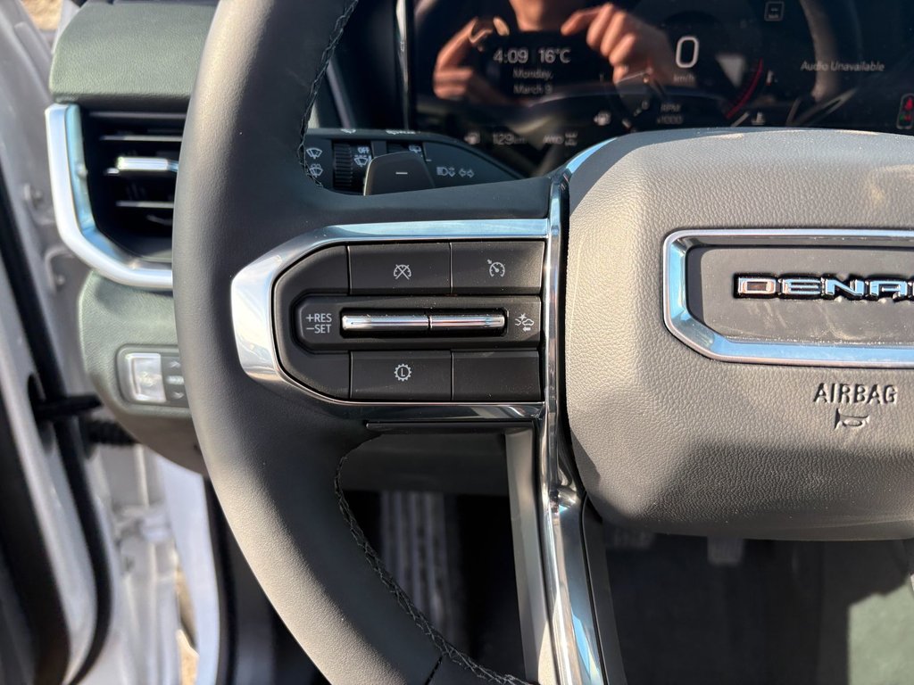 GMC Terrain  2026 à Saint-Eustache, Québec - 9 - w1024h768px