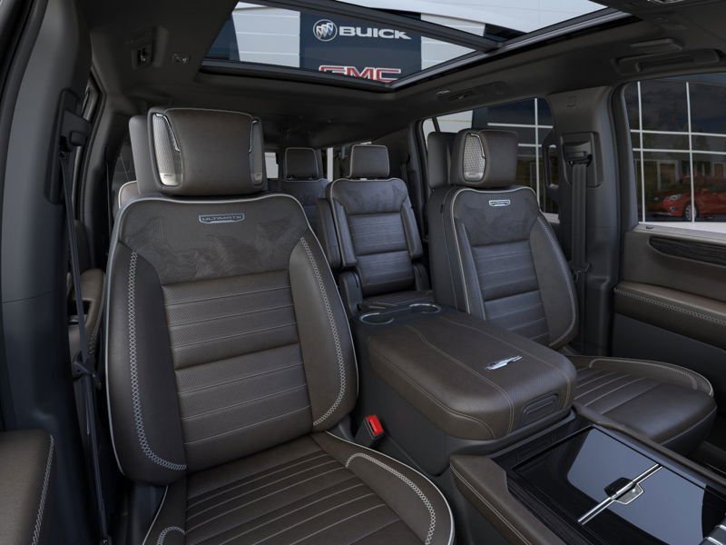 GMC YUKON XL Yukon XL  2025 à Saint-Eustache, Québec - 6 - w1024h768px