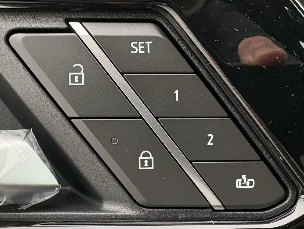 2026 GMC Yukon XL in Saint-Eustache, Quebec - 13 - w1024h768px