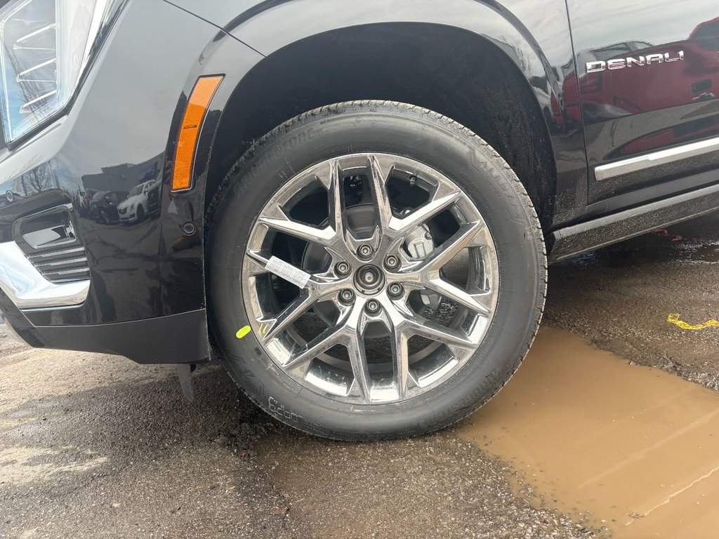 2026 GMC Yukon XL in Saint-Eustache, Quebec - 6 - w1024h768px