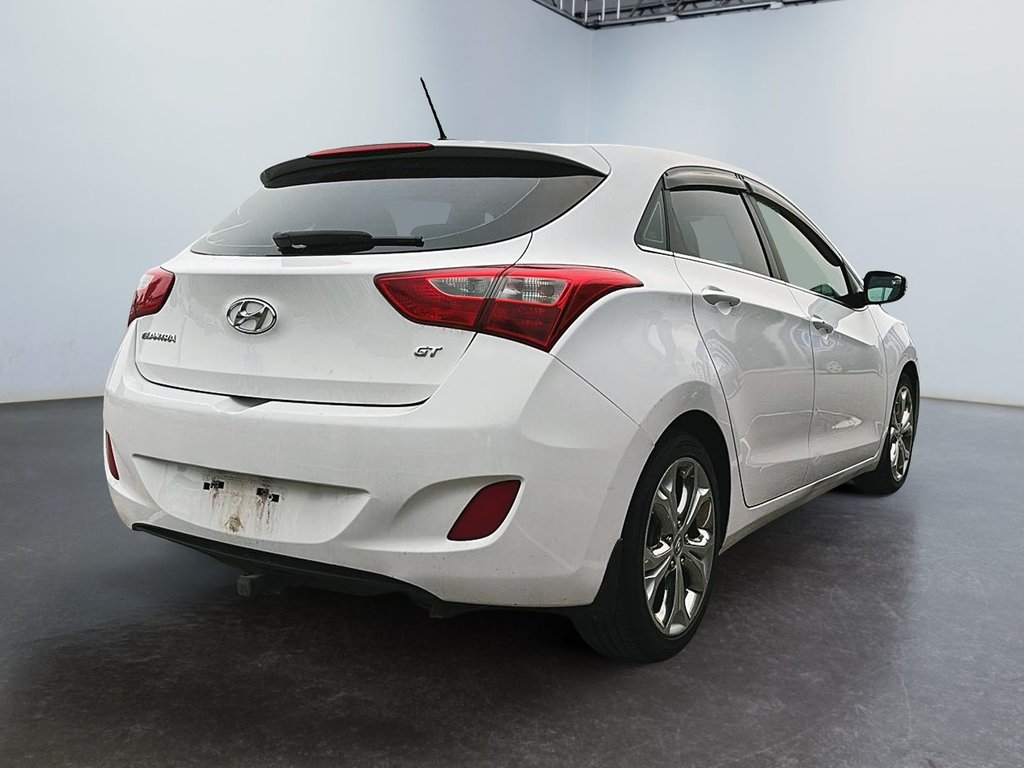 2014 Hyundai Elantra GT in Saint-Eustache, Quebec - 5 - w1024h768px