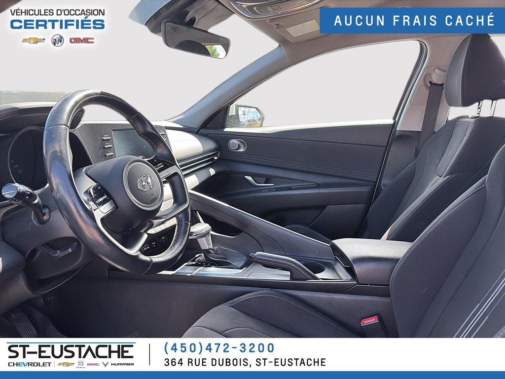 2022 Hyundai Elantra in Saint-Eustache, Quebec - 15 - w1024h768px