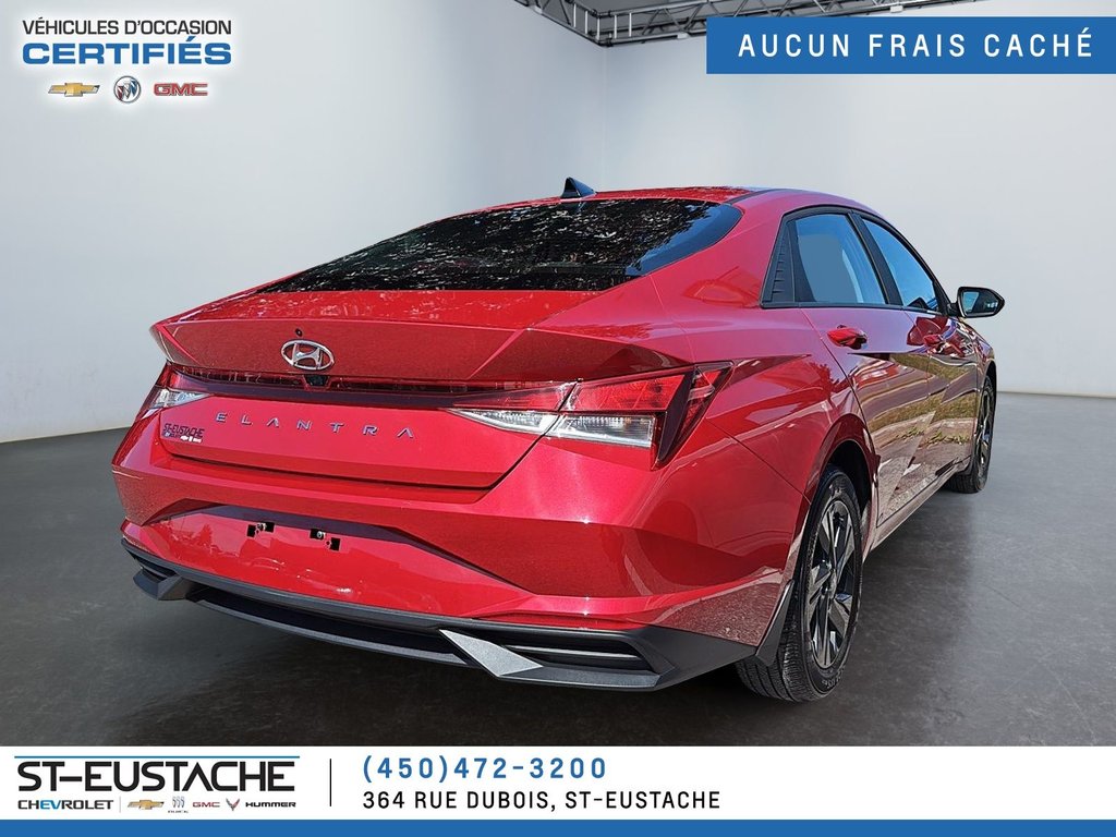 Hyundai Elantra  2023 à Saint-Eustache, Québec - 4 - w1024h768px