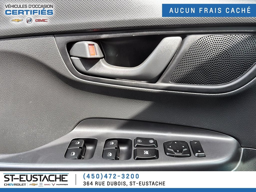 Hyundai Kona  2018 à Saint-Eustache, Québec - 8 - w1024h768px