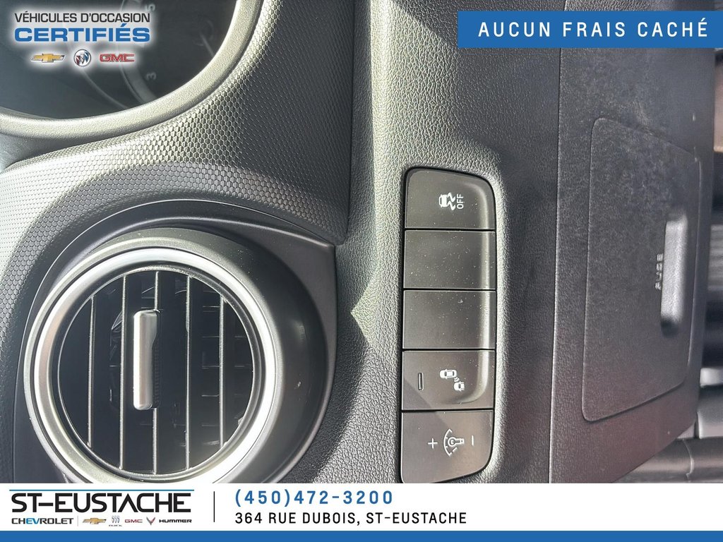 Hyundai Kona  2018 à Saint-Eustache, Québec - 9 - w1024h768px
