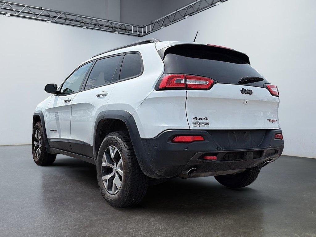 2015 Jeep Cherokee in Saint-Eustache, Quebec - 6 - w1024h768px