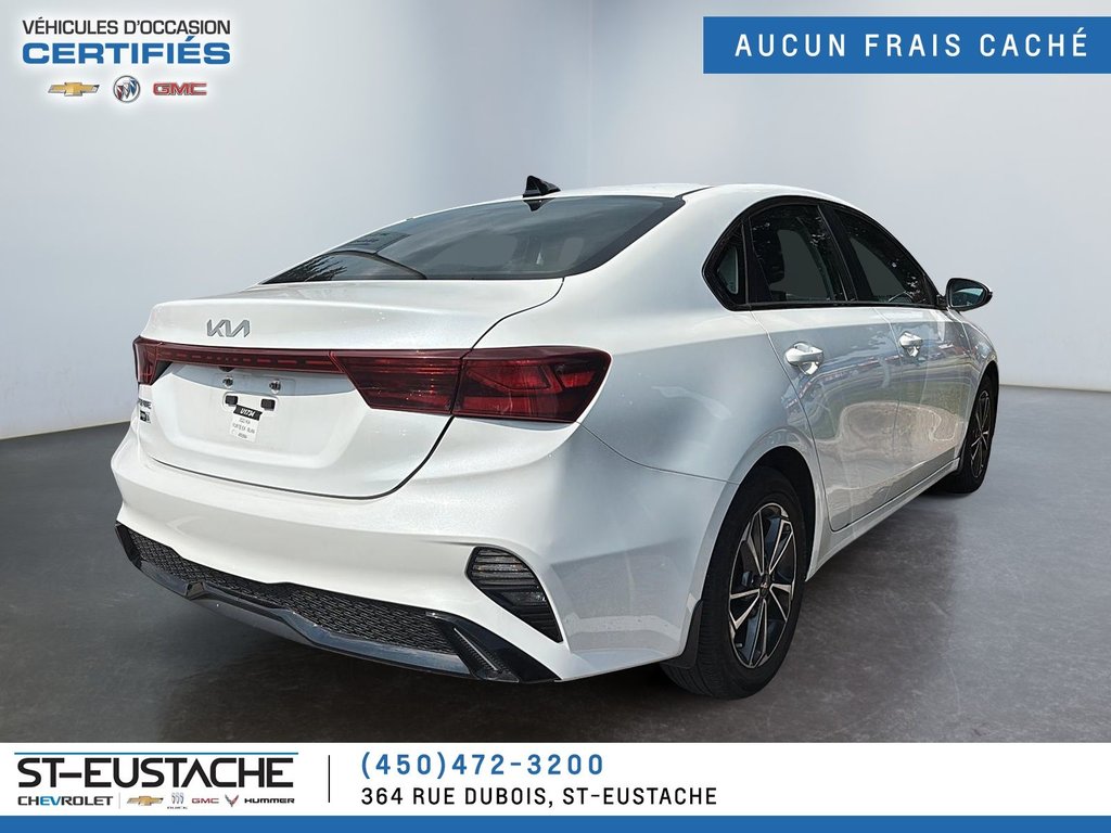 Kia Forte  2022 à Saint-Eustache, Québec - 4 - w1024h768px