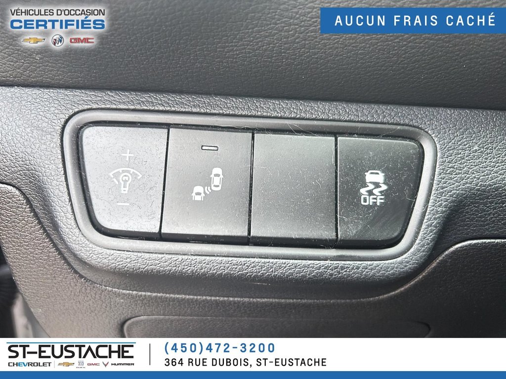 2023 Kia Forte in Saint-Eustache, Quebec - 6 - w1024h768px