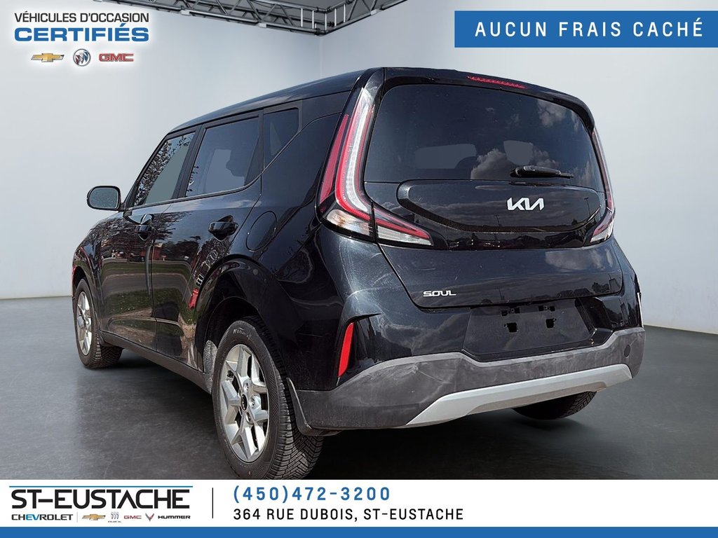 Kia Soul  2023 à Saint-Eustache, Québec - 5 - w1024h768px