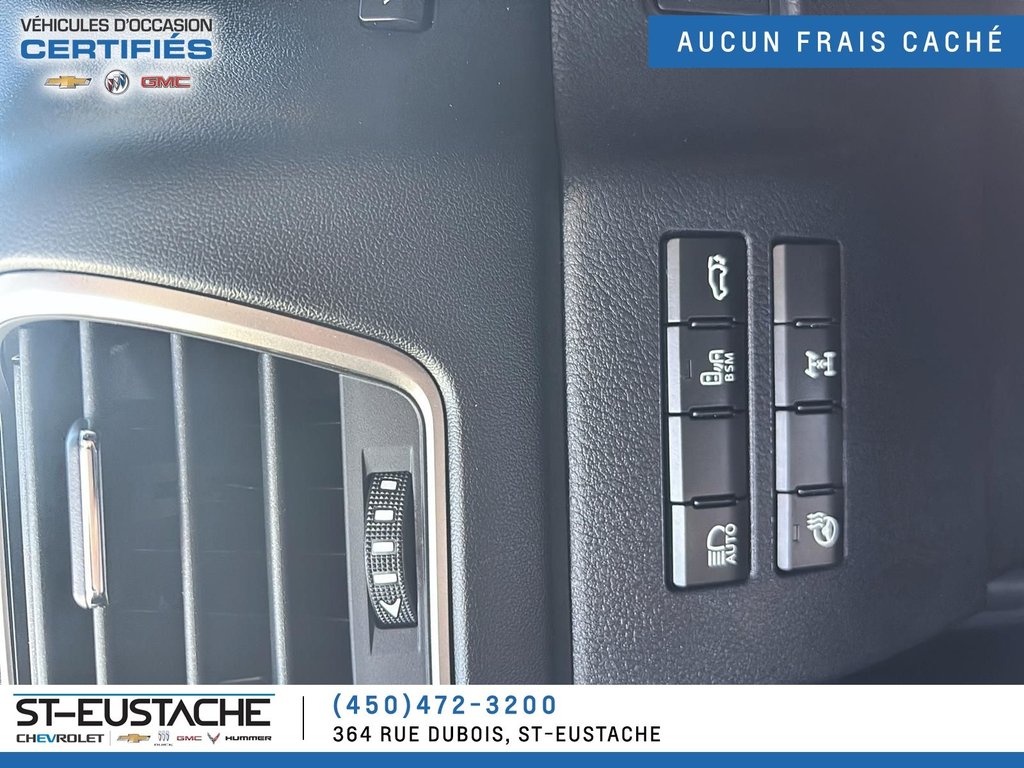 2020 Lexus NX 300 in Saint-Eustache, Quebec - 13 - w1024h768px
