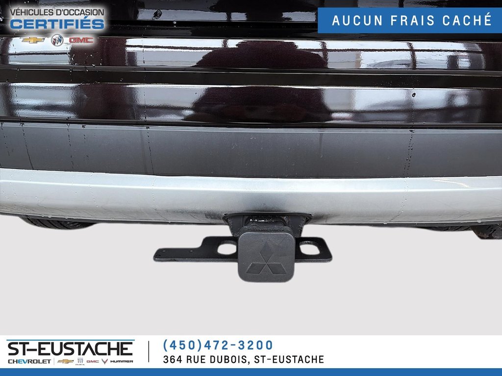 2018 Mitsubishi OUTLANDER PHEV in Saint-Eustache, Quebec - 6 - w1024h768px