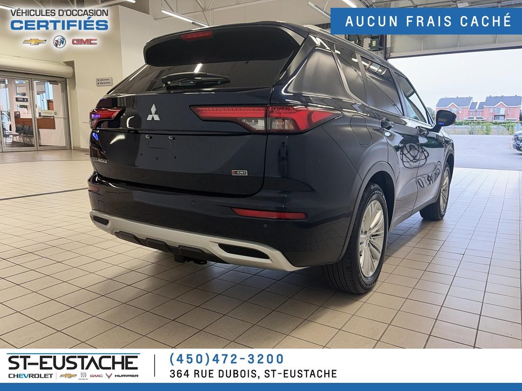 2022 Mitsubishi Outlander in Saint-Eustache, Quebec - 5 - w1024h768px