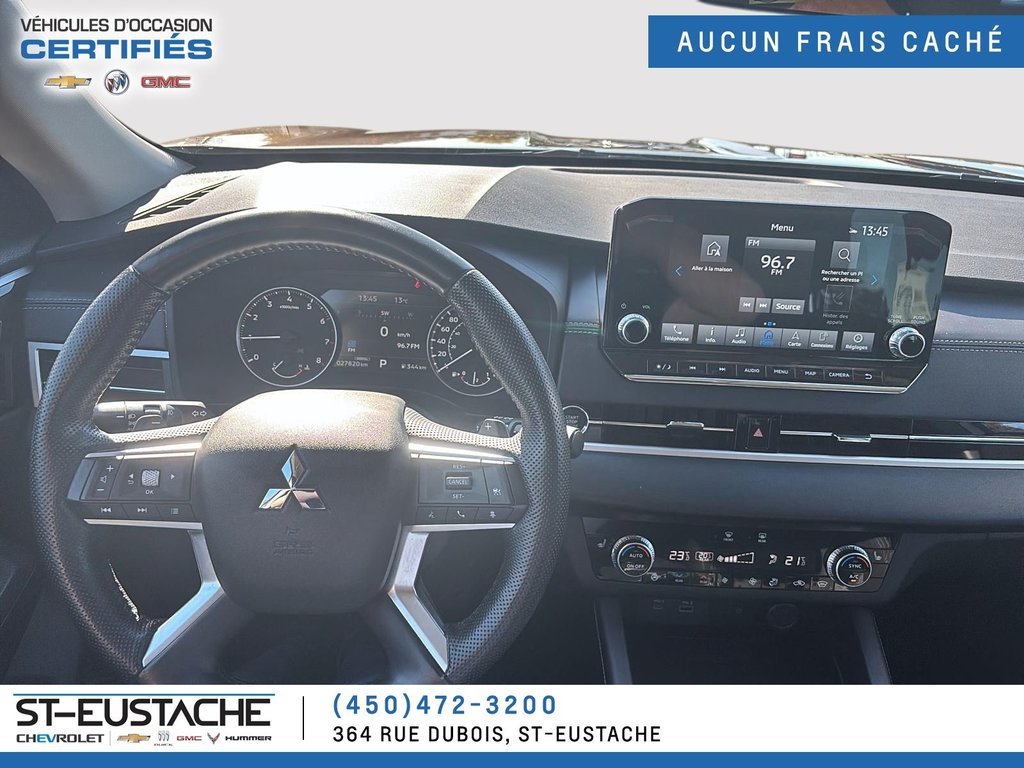 2022 Mitsubishi Outlander in Saint-Eustache, Quebec - 17 - w1024h768px